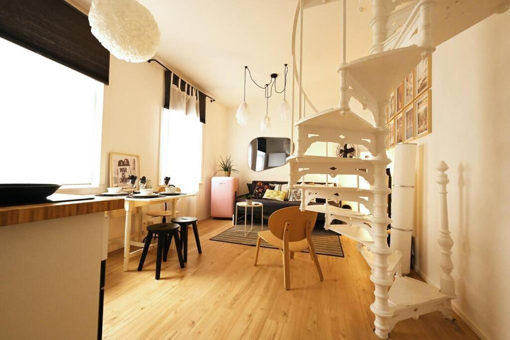 Stylish Duplex In The Heart Of Centre Lejlighed Bruxelles